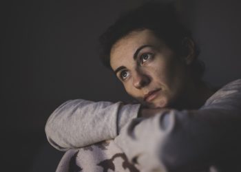 احمد وحیدی وزیر کشور: اگر انقلاب بخواهد ضربه ببیند، از ناحیه زنان است