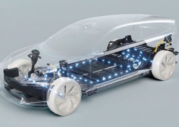 باتری خودروهای برقی چقدر دوام می آورند؟