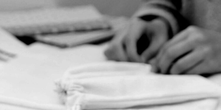 شورتک‌ها  – داستانی از مریم صدیق