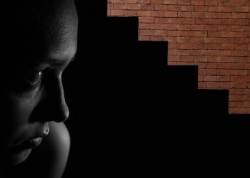 “پله هایی برای نرسیدن” داستانی از شهرزاد بنیادی