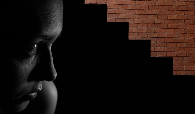 “پله هایی برای نرسیدن” داستانی از شهرزاد بنیادی