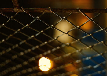 «توی پستو»، داستانی از آذر نوری